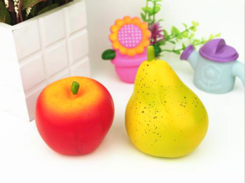 How to distinguish the quality of fruit stress toys
